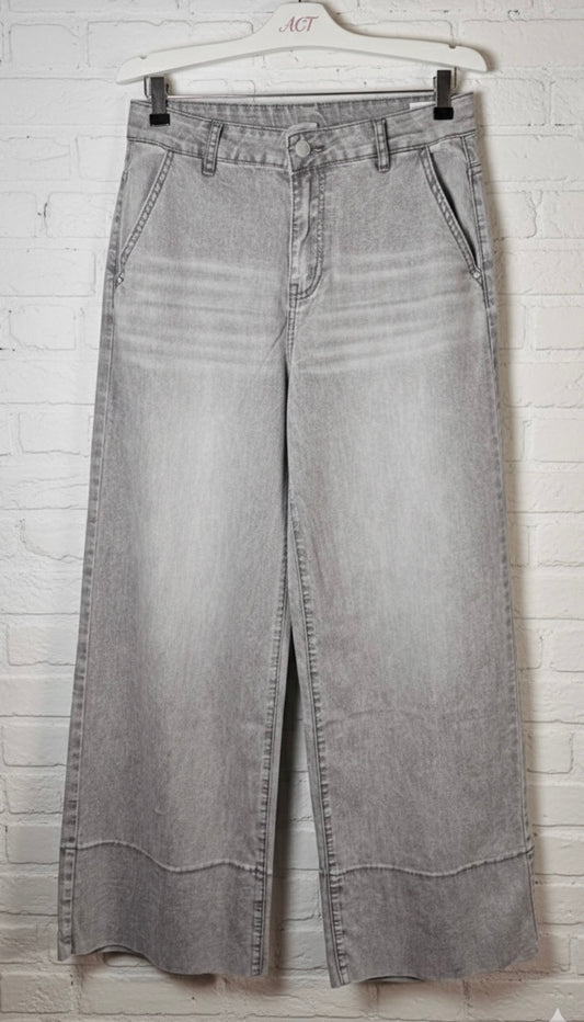 Pantalón tejano Melly +1 color