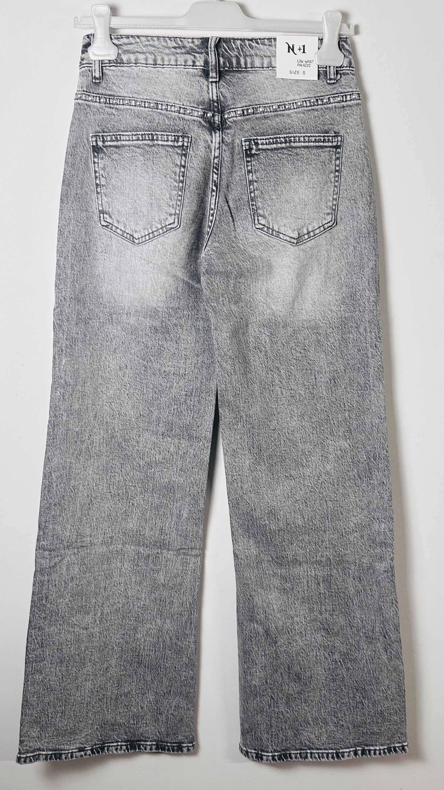 Pantalón tejano whit love gris