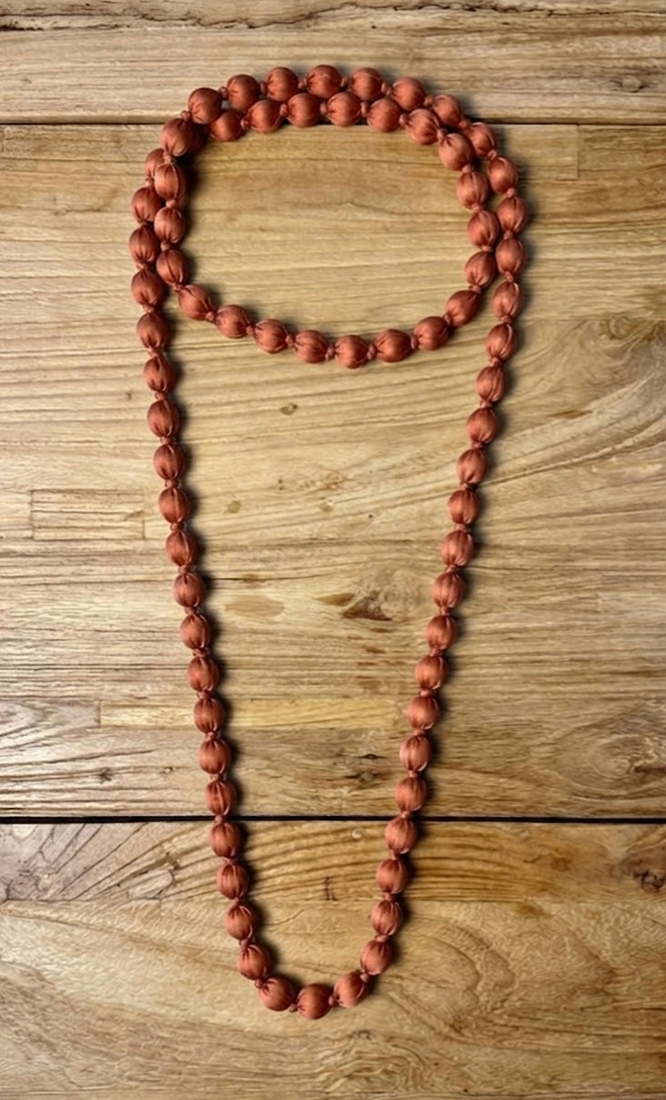 Beaded necklace + 13 colors