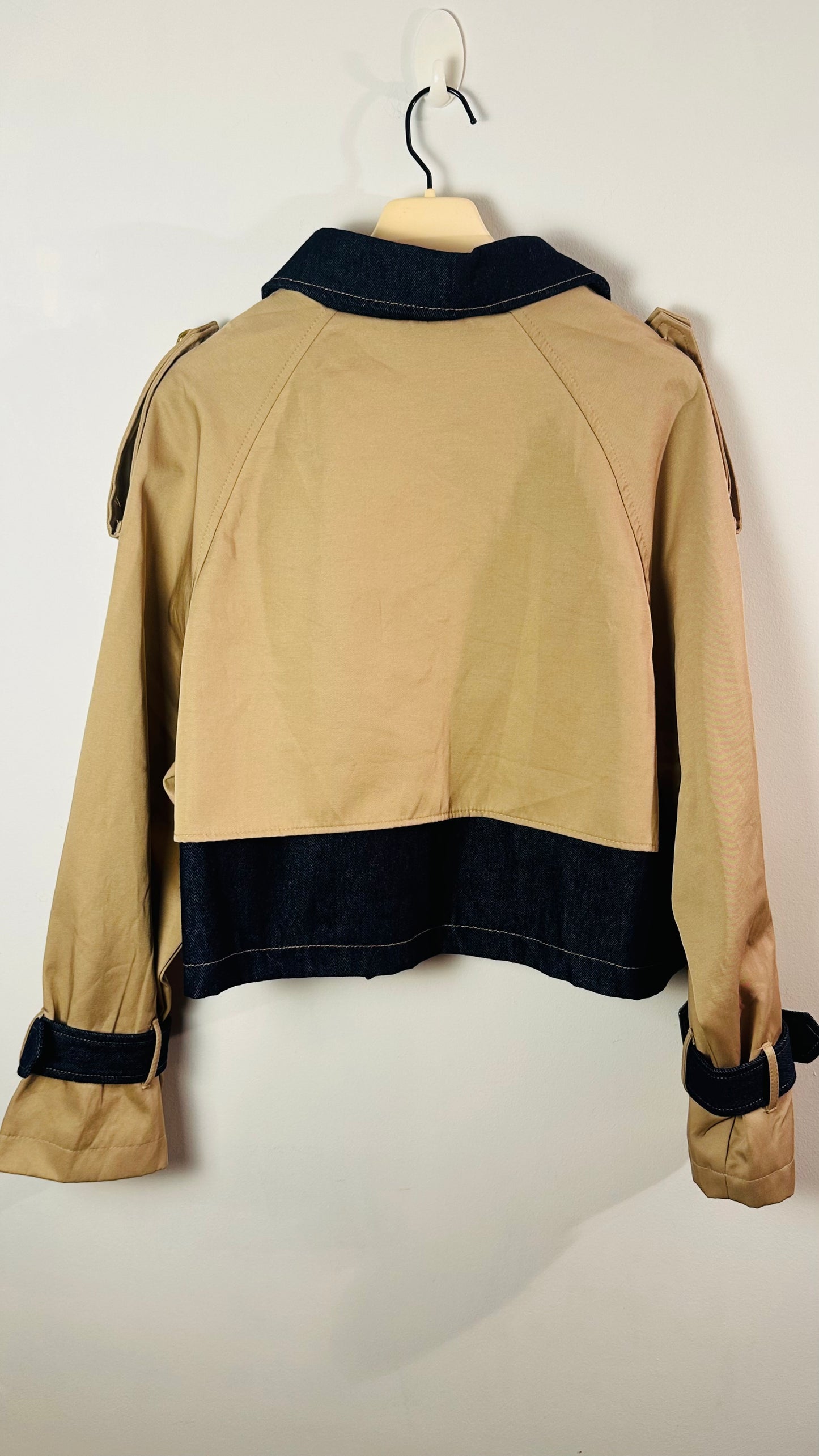 Gabardina corta Íngrid combi