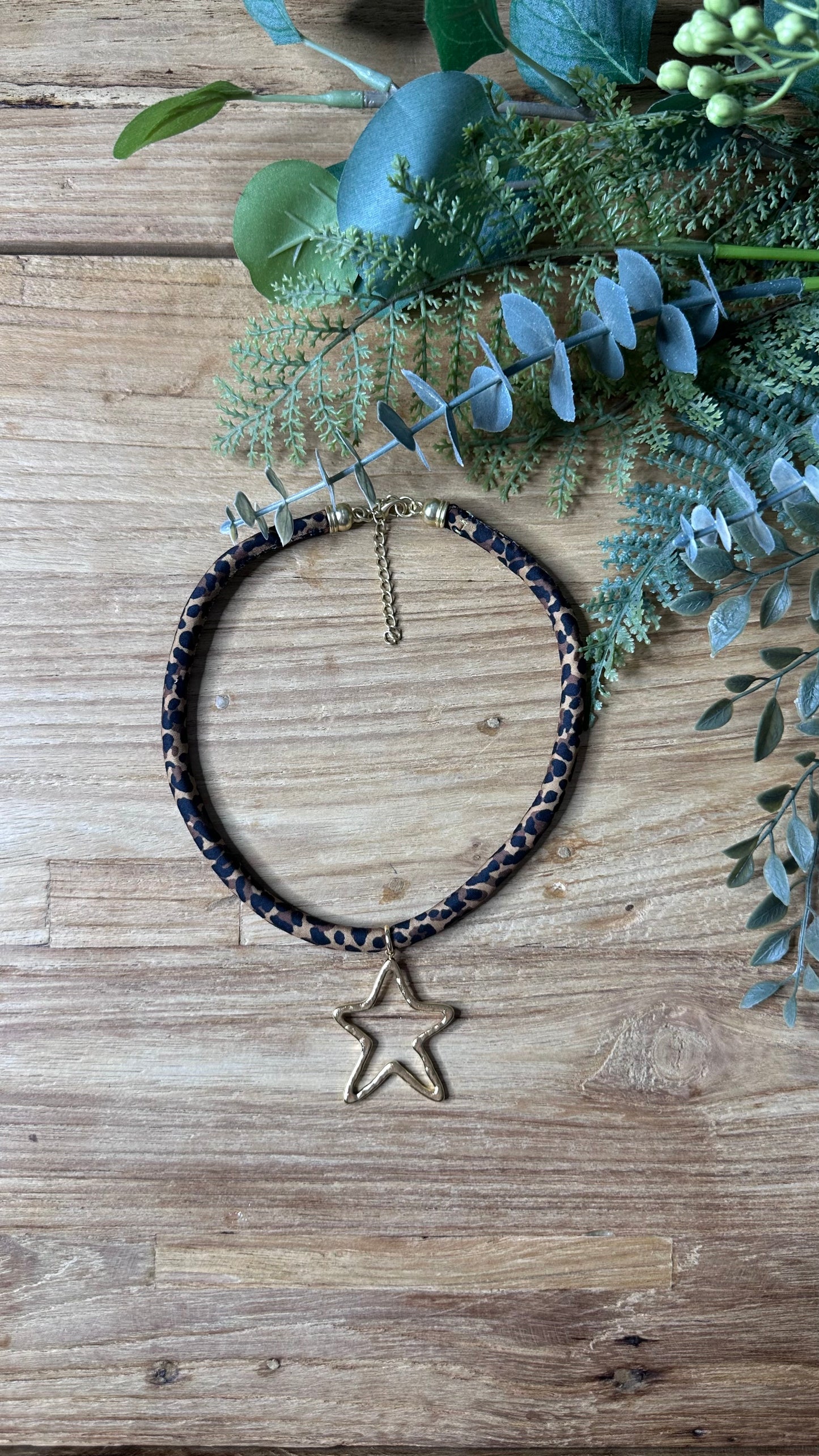 Star choker