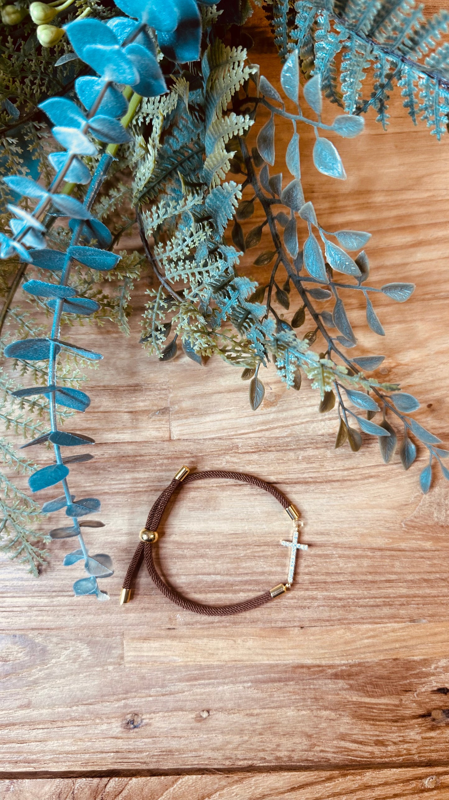 Pulsera cruz +7 colores