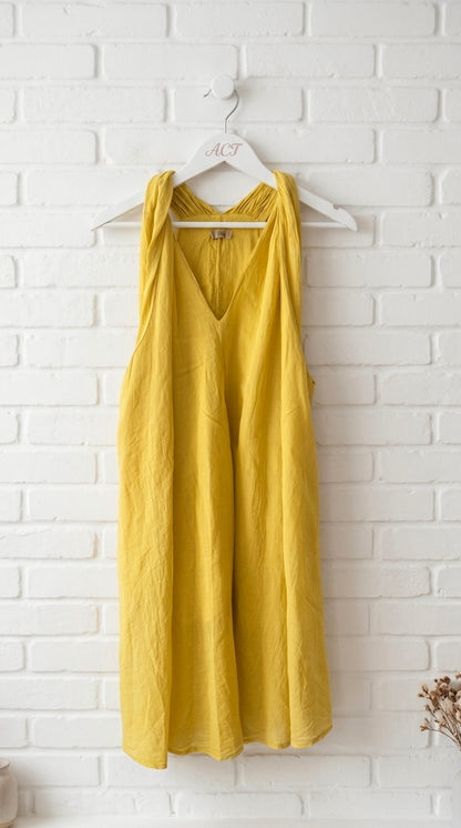 Vestido corto oversize tirante fruncido