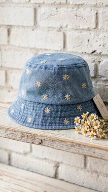 Gorro bucket de denim margaritas