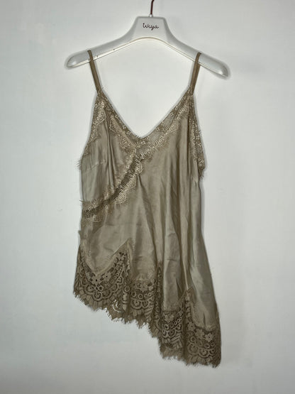 Asymmetrical lace top +10 colors