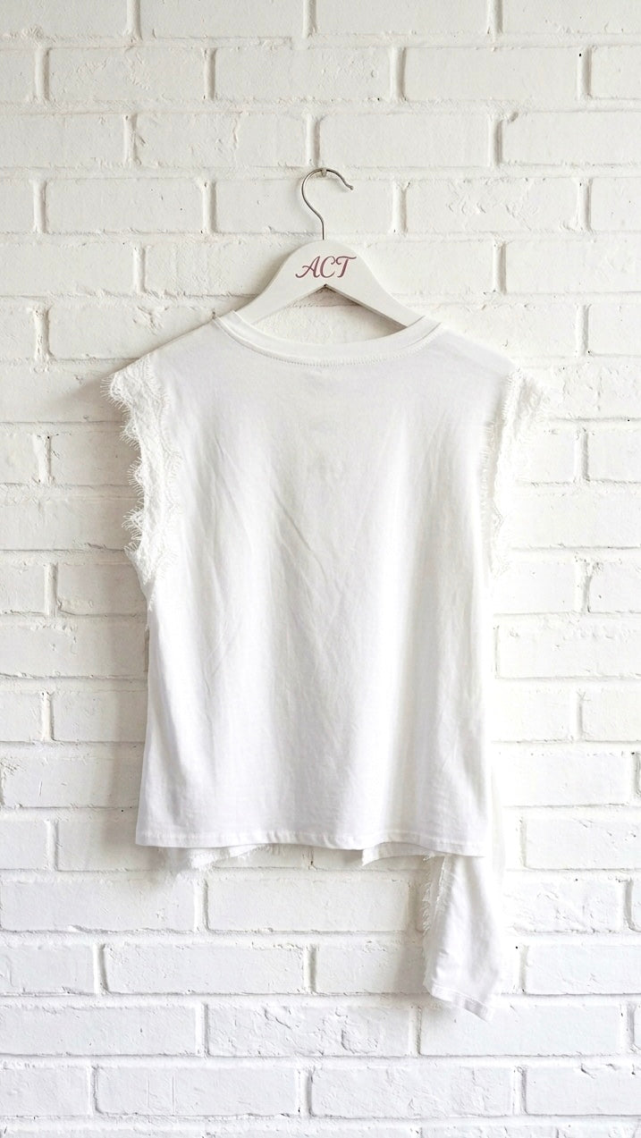 Camiseta Asimétrica con Encaje y Lazo +2 colores