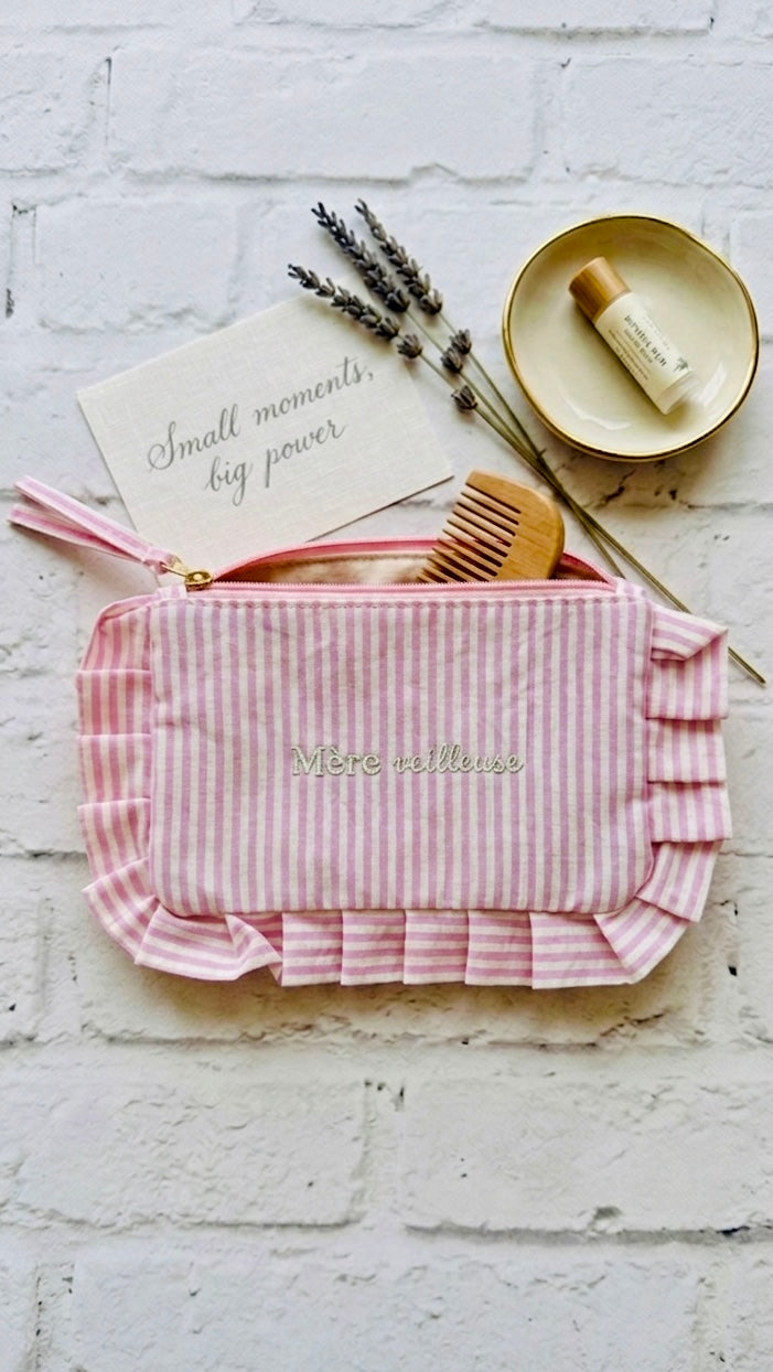 Neceser bordado con volantes +3 colores
