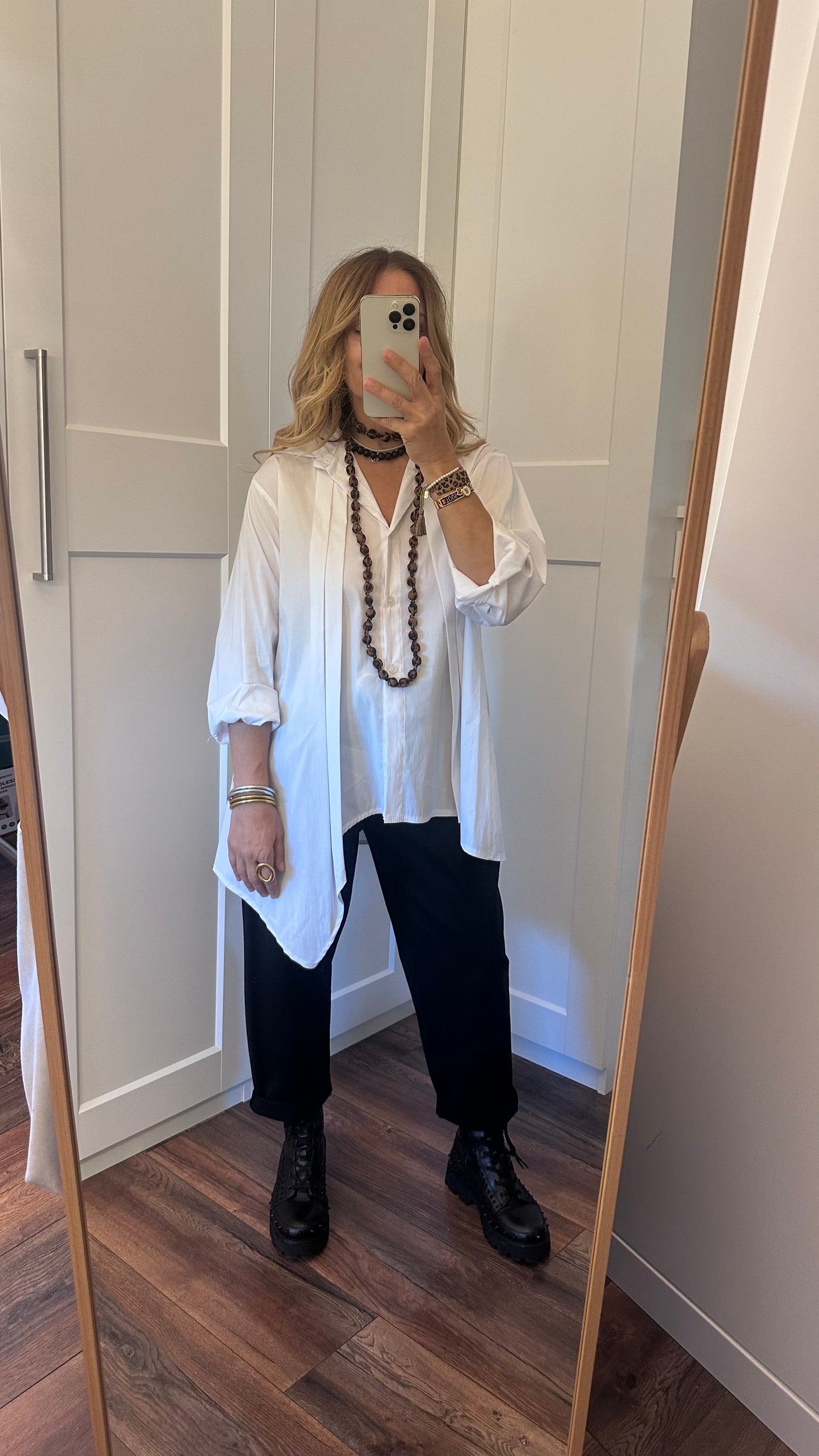 Asymmetrical shirt +2 colors