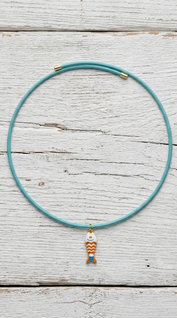 Collar de cordón magnético con colgante de pez + 3 colores
