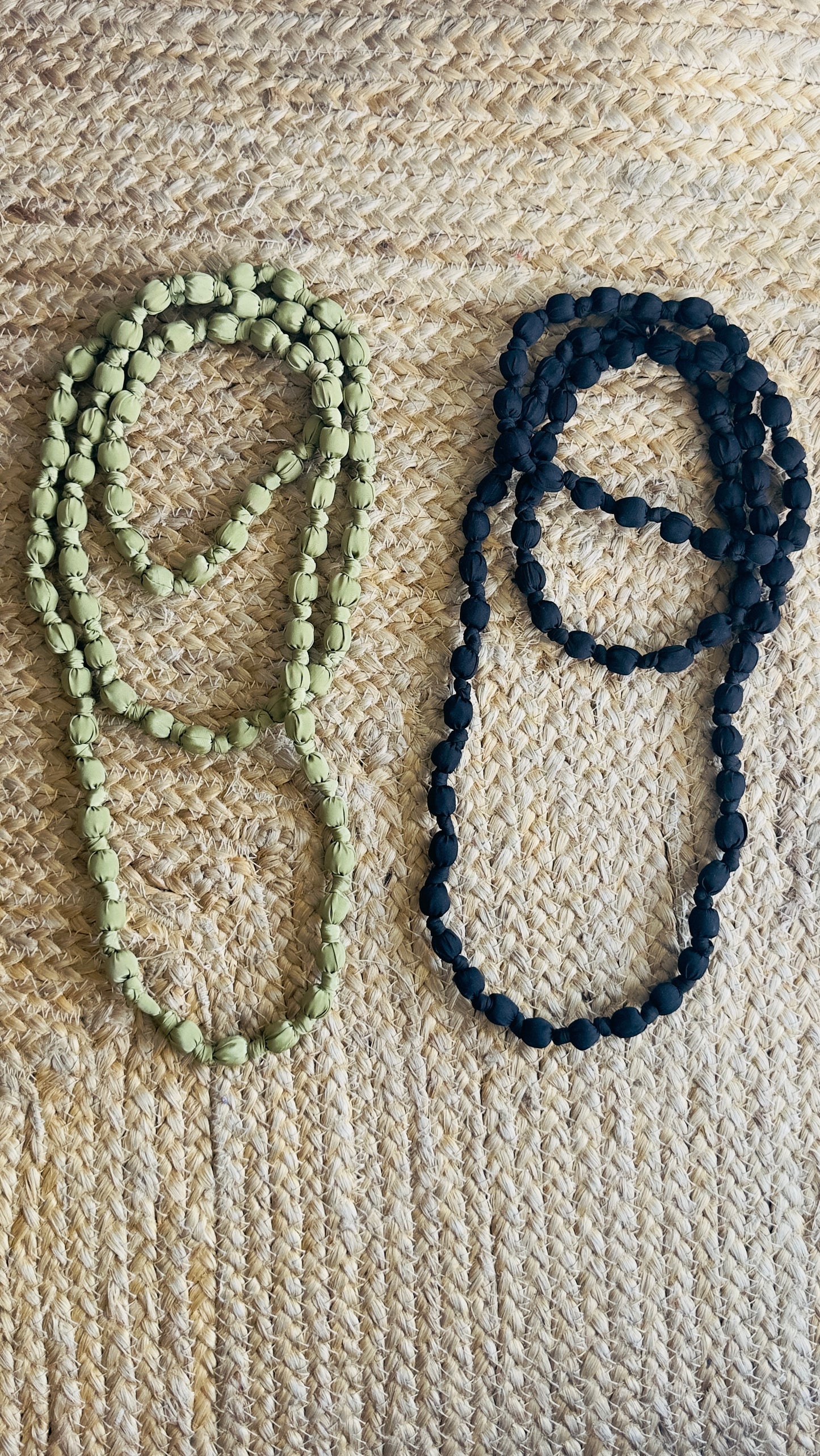 Beaded necklace + 13 colors