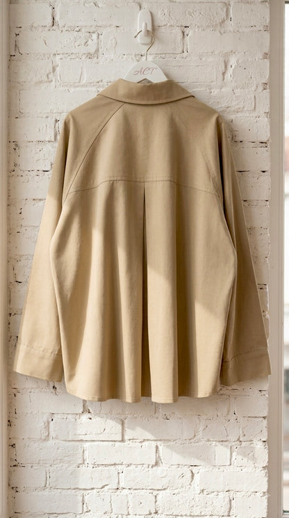 Capa Trench Asimétrica