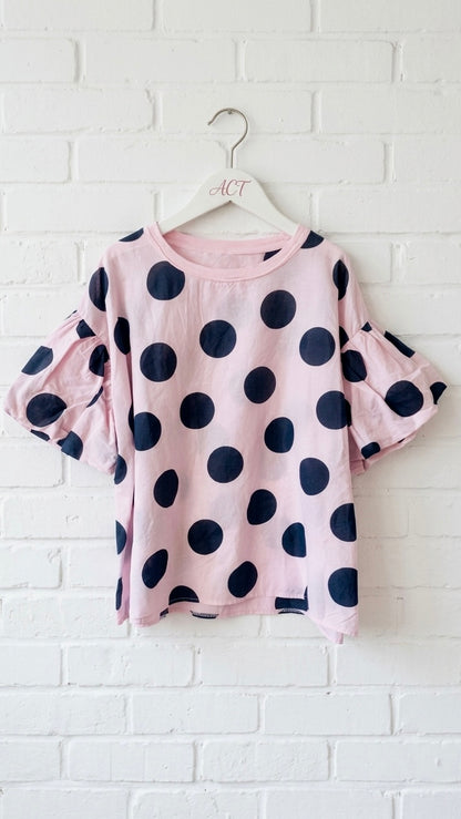Blusa de topos con manga farol