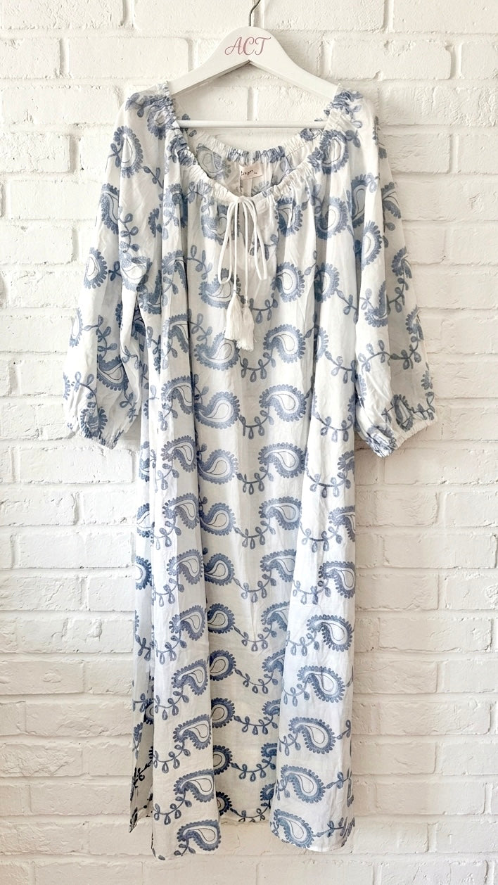 Vestido bordado +1 color