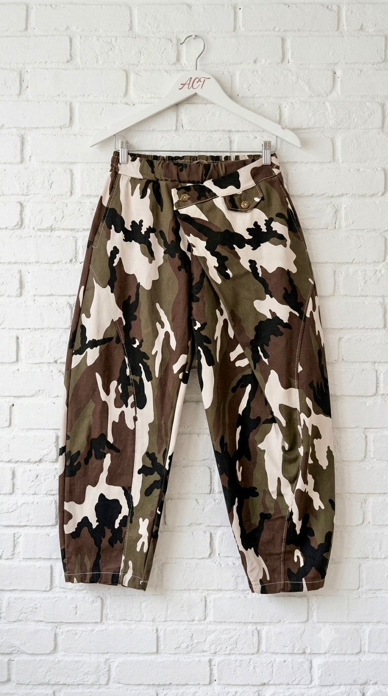 Pantalón Camuflaje Asimetrico Balloon