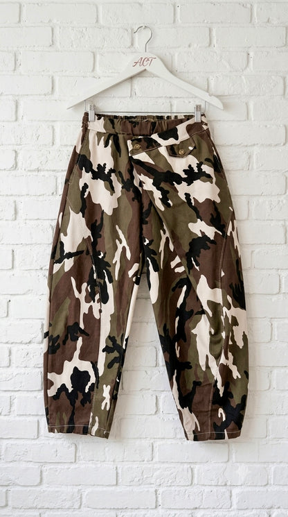 Pantalón Camuflaje Asimetrico Balloon