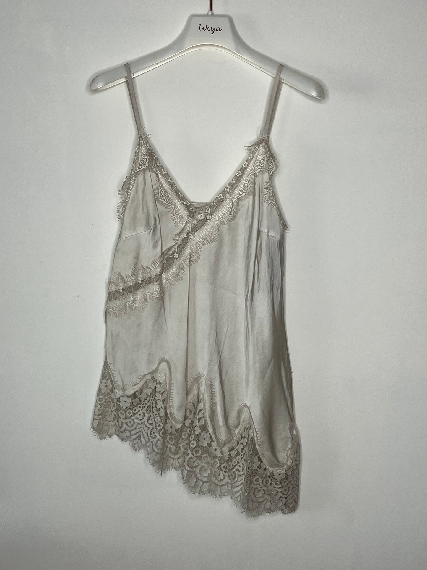 Asymmetrical lace top +10 colors