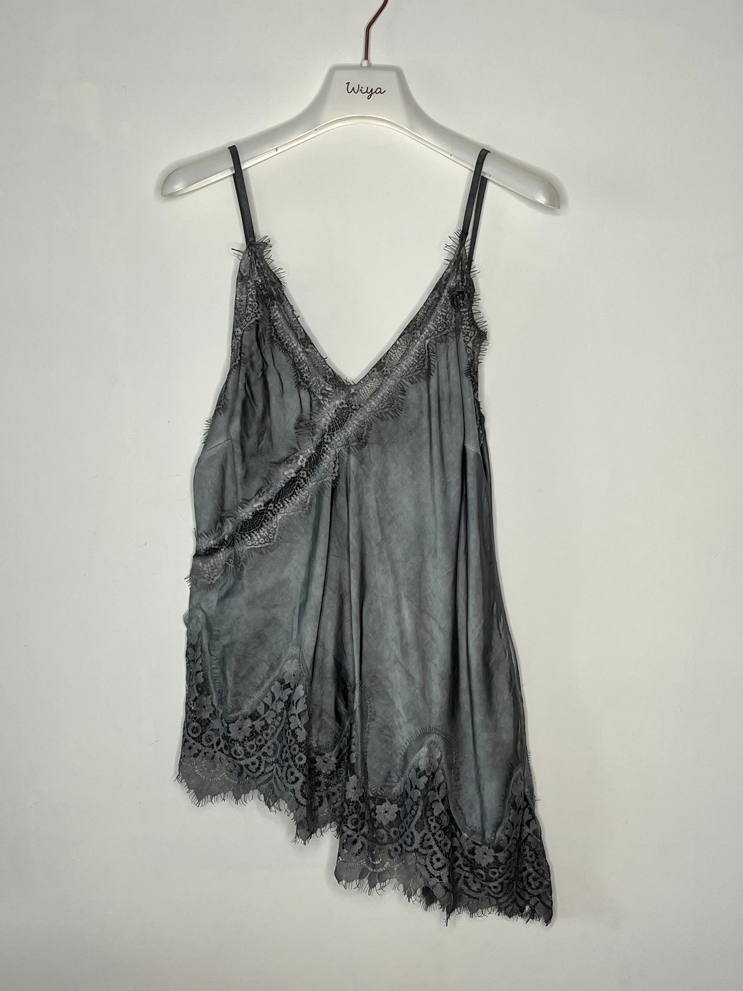 Asymmetrical lace top +10 colors