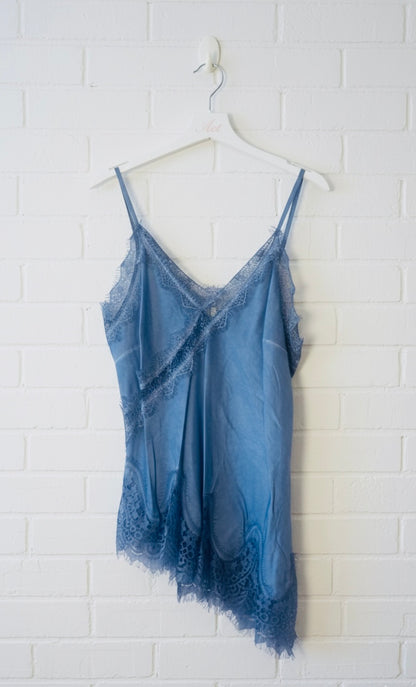 Asymmetrical lace top +10 colors