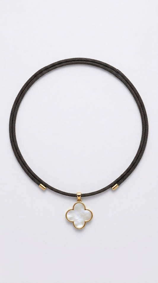 Collar de Cordón magnético trébol +1color
