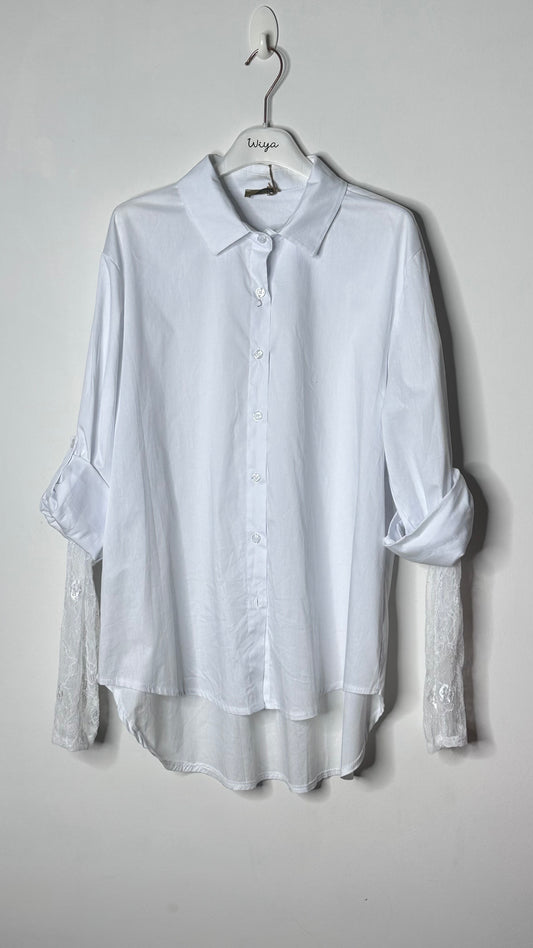 Camisa detalle de blonda