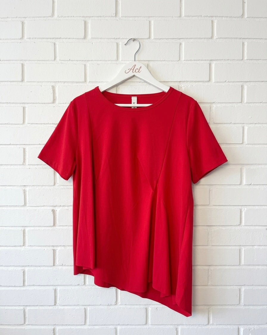 Camiseta asimetría +5 colores