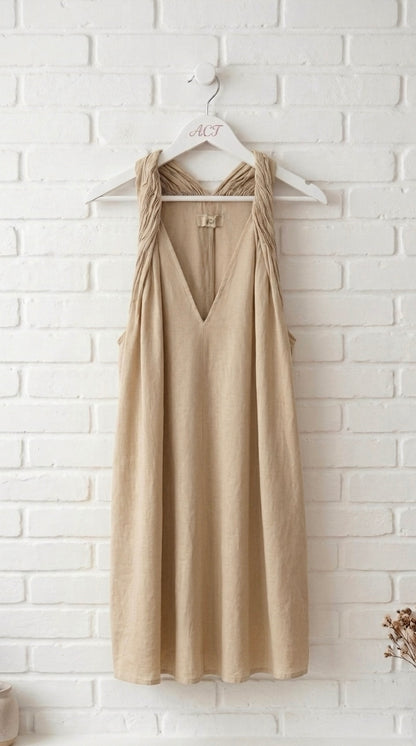 Vestido corto oversize tirante fruncido