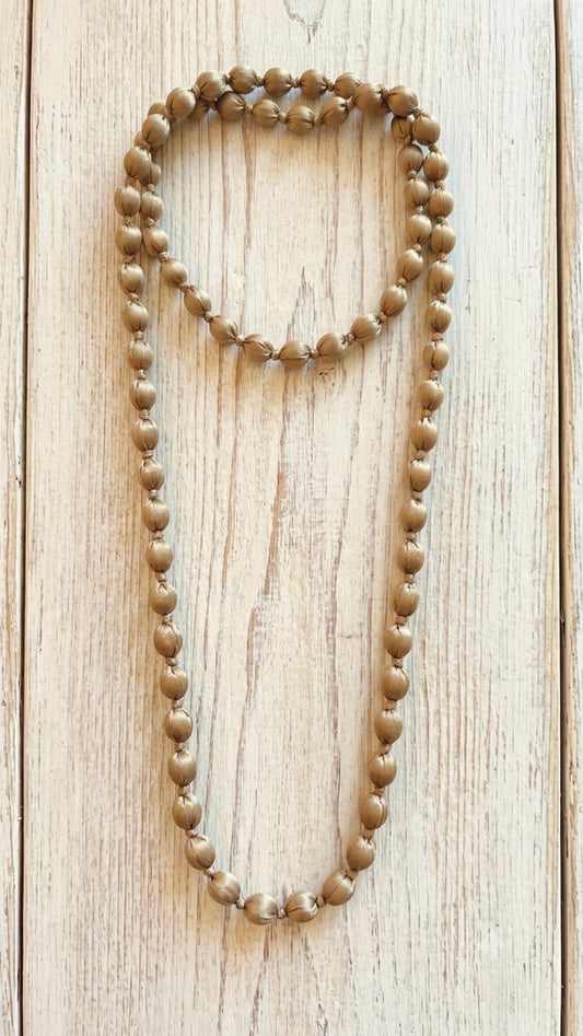 Collar bolas + 13 colores