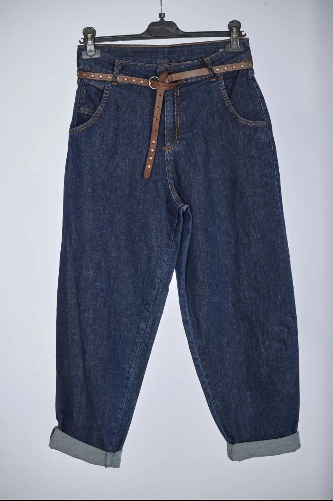 Baggy jeans